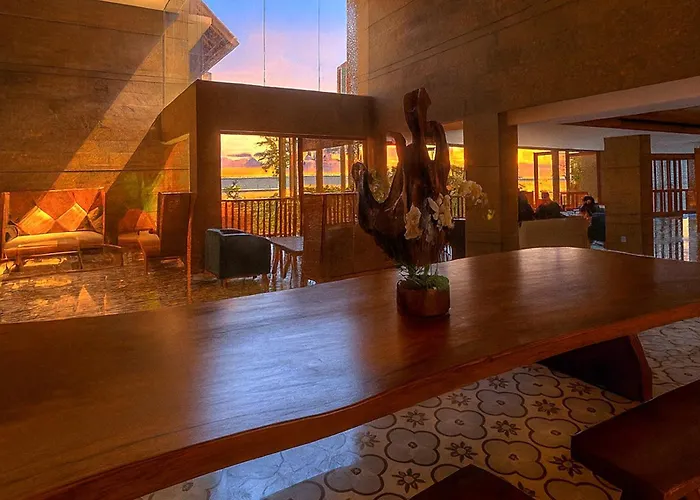 Swarga Bali Berawa 5*